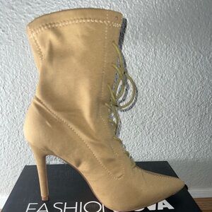 Tan/nude string up heel boots